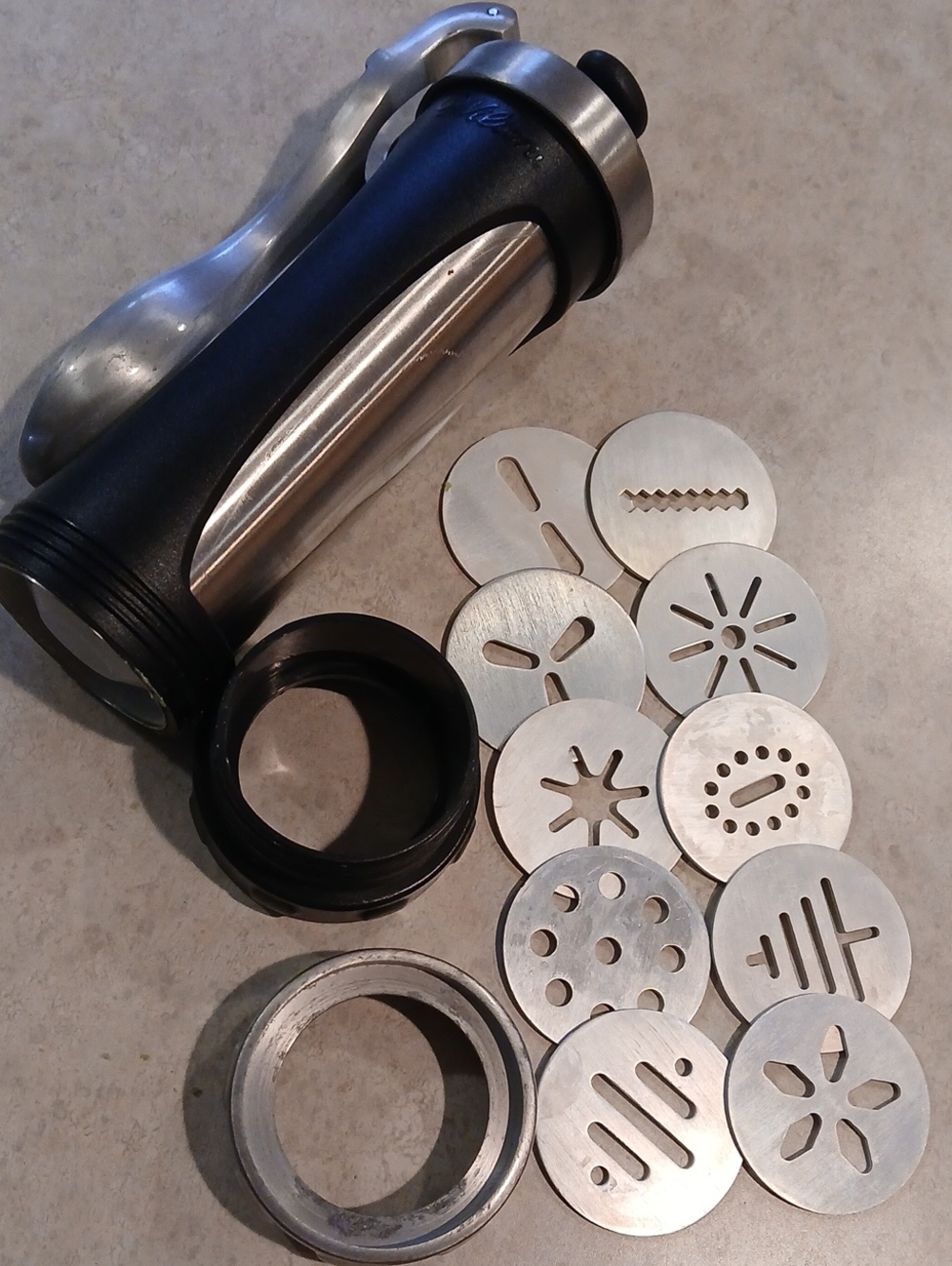 Wilton Cookie Press with 10 Design Discs